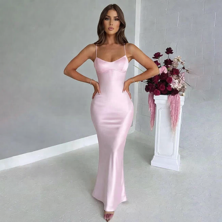 Damska Błyszcząca Sukienka Maxi z Odkrytymi Plecami