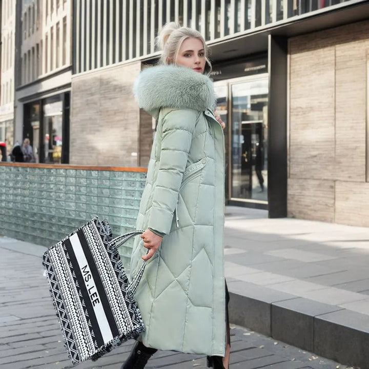 Damski Długi Płaszcz Pikowany z Wysokim Kołnierzem