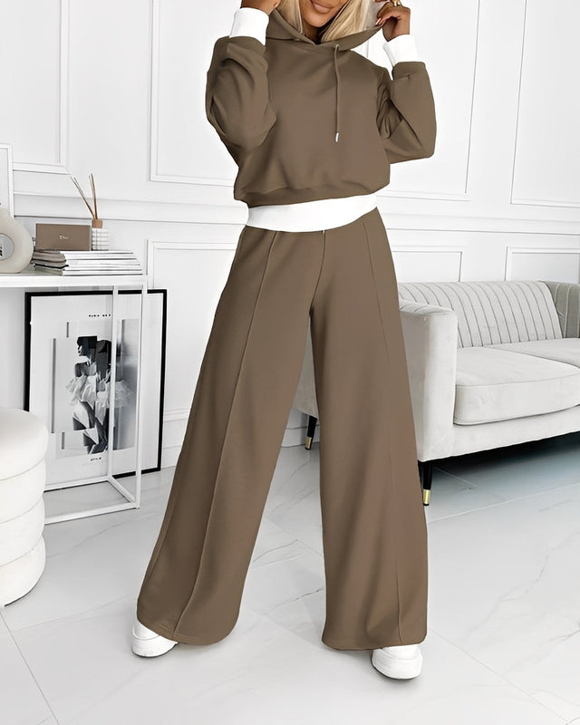 Damski komplet dresowy z kapturem i spodniami typu joggers