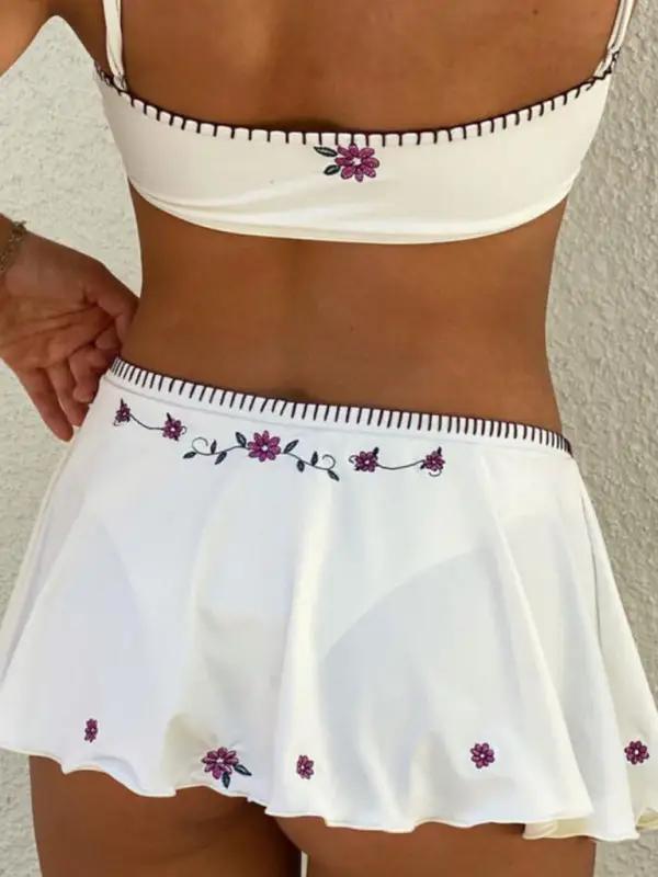 Damskie bikini z falbanką i kontrastowym wykończeniem