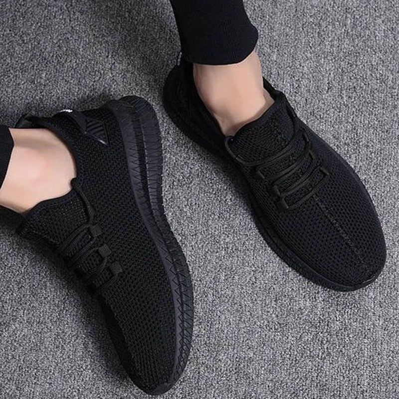 Męskie sneakersy sportowe z siateczką i elastyczną podeszwą