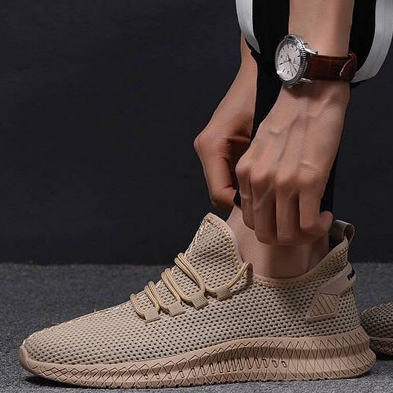 Męskie sneakersy sportowe z siateczką i elastyczną podeszwą