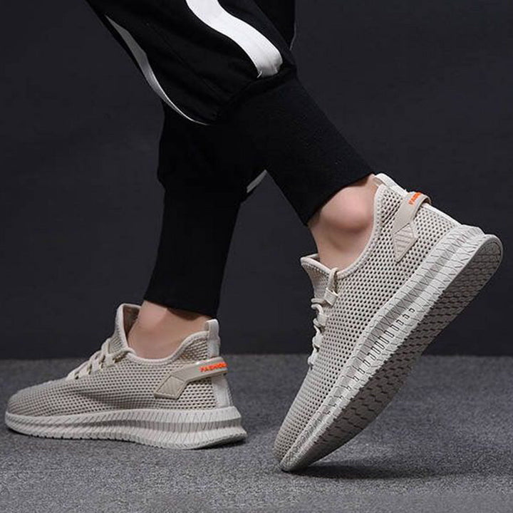 Męskie sneakersy sportowe z siateczką i elastyczną podeszwą